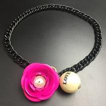 Колье "Чувственная роза"