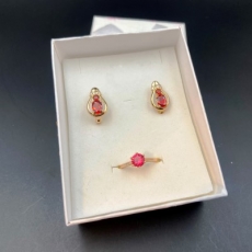 Комплект-ювелирный "Красное пламя"  (серьги, кольцо)